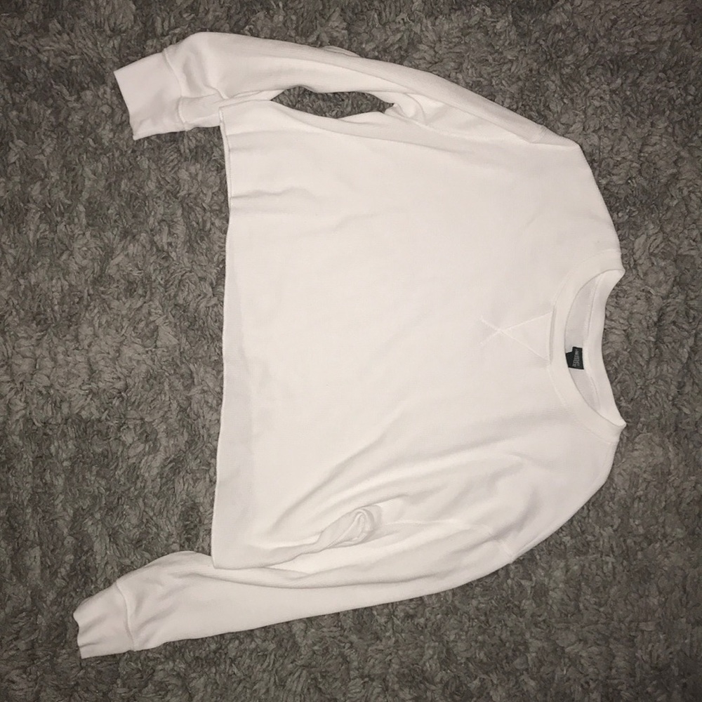 Long sleeve crop top